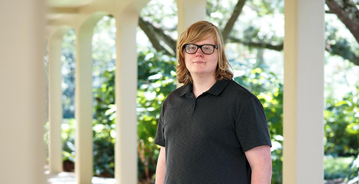 Freshman Focus - Ocean Springs Student Wins Board of Trustees Scholarship